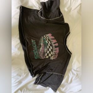 Cropped tee from forever 21 - size medium in women’s